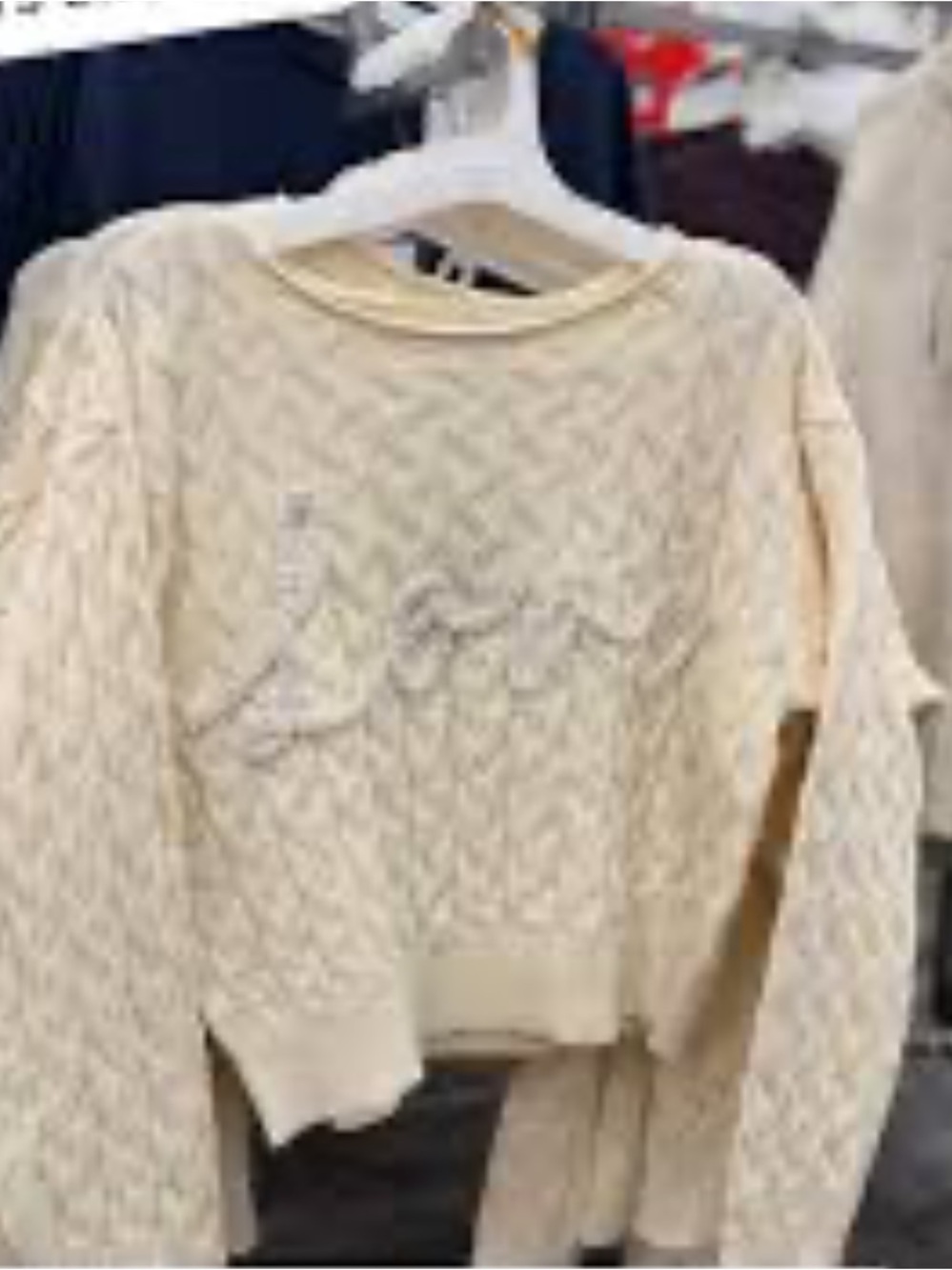UNIVERSAL THREAD size SMALL Pale Yellow Crewneck Sweater "LOVE" NEW $35 - Picture 4 of 11